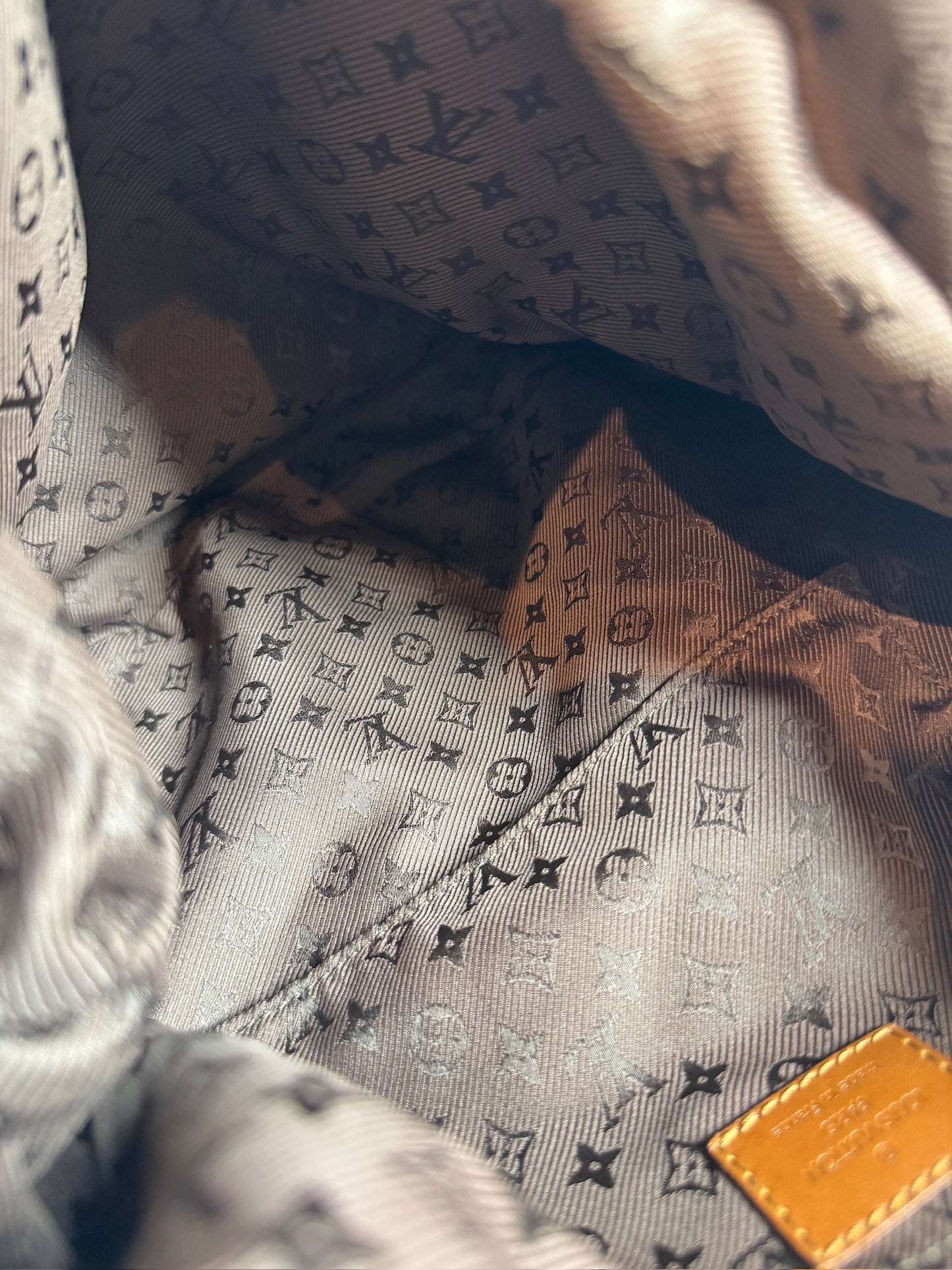 Louis Vuitton Vintage 2006 Maize Yellow Suede Mahina Monogram Onatah GM Shoulder Hobo Bag