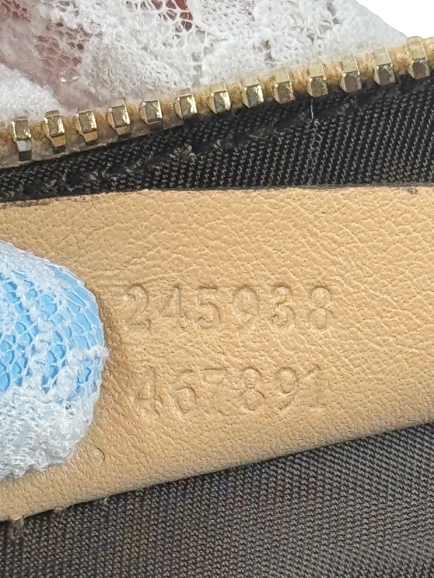 Gucci Vintage Metallic Pink GG Monogram Canvas w Ivory Leather Trim Lovely Heart Logo Mini Shoulder Pochette Bag