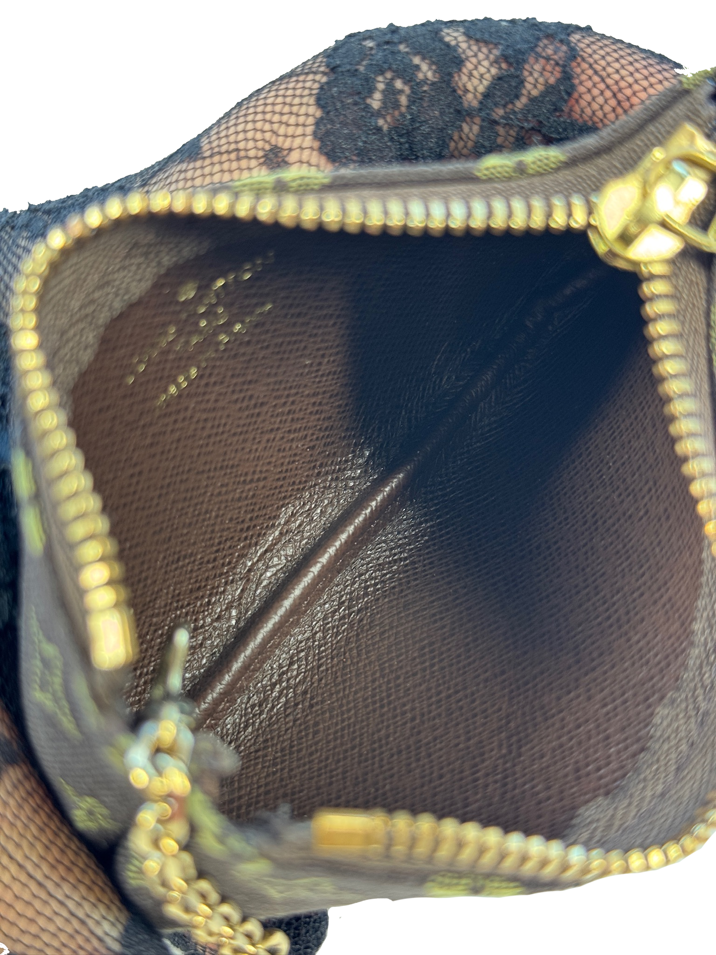 Louis Vuitton Vintage 2007 Mini Lin Monogram Key Cles Chain Pouch