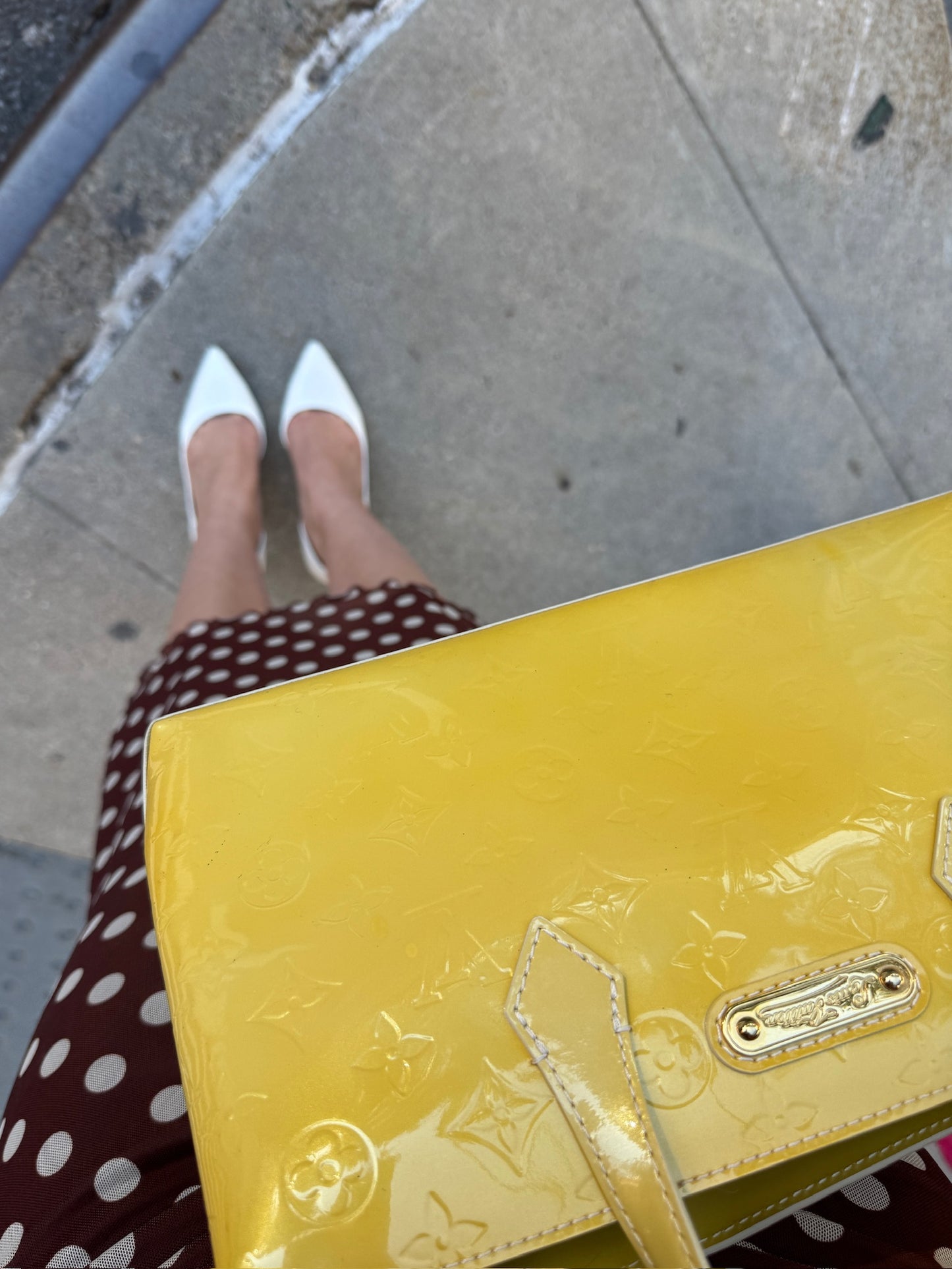 Louis Vuitton Vintage 2002 Yellow Vernis Monogram Wilshire PM Top Handle Bag