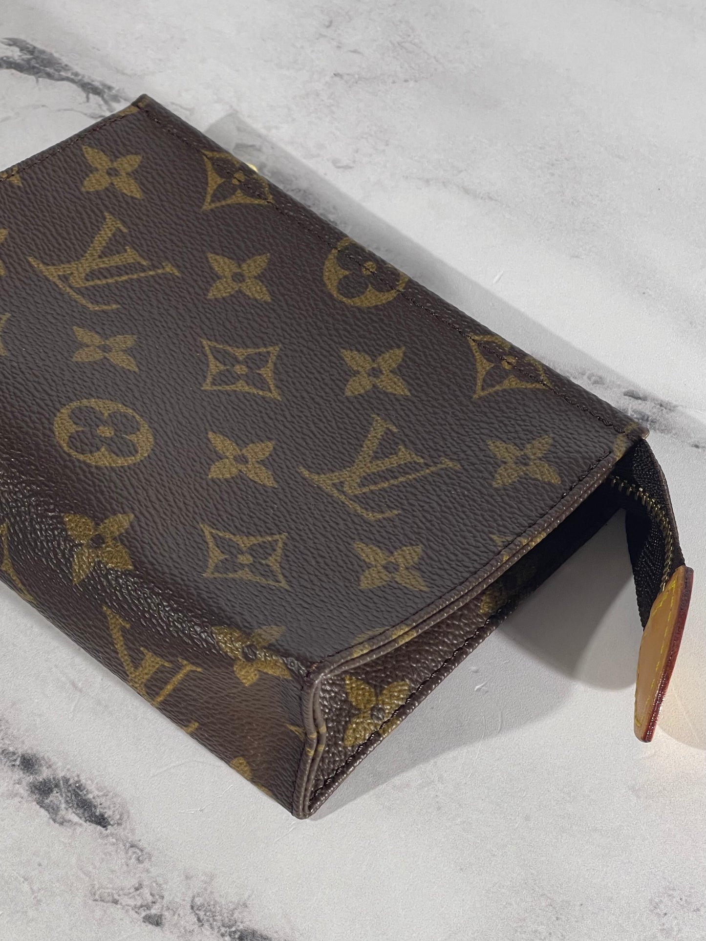 Louis Vuitton Vintage Monogram Toiletry Pouch 15 - Cosmetic Bag Case