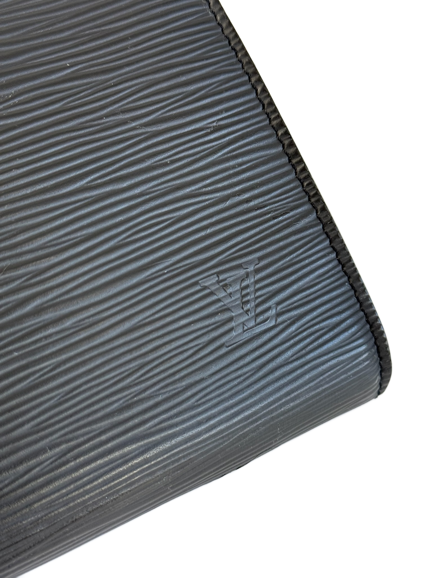 Louis Vuitton Vintage 2002 Noir / Black Epi Leather Pochette Accessoires 24