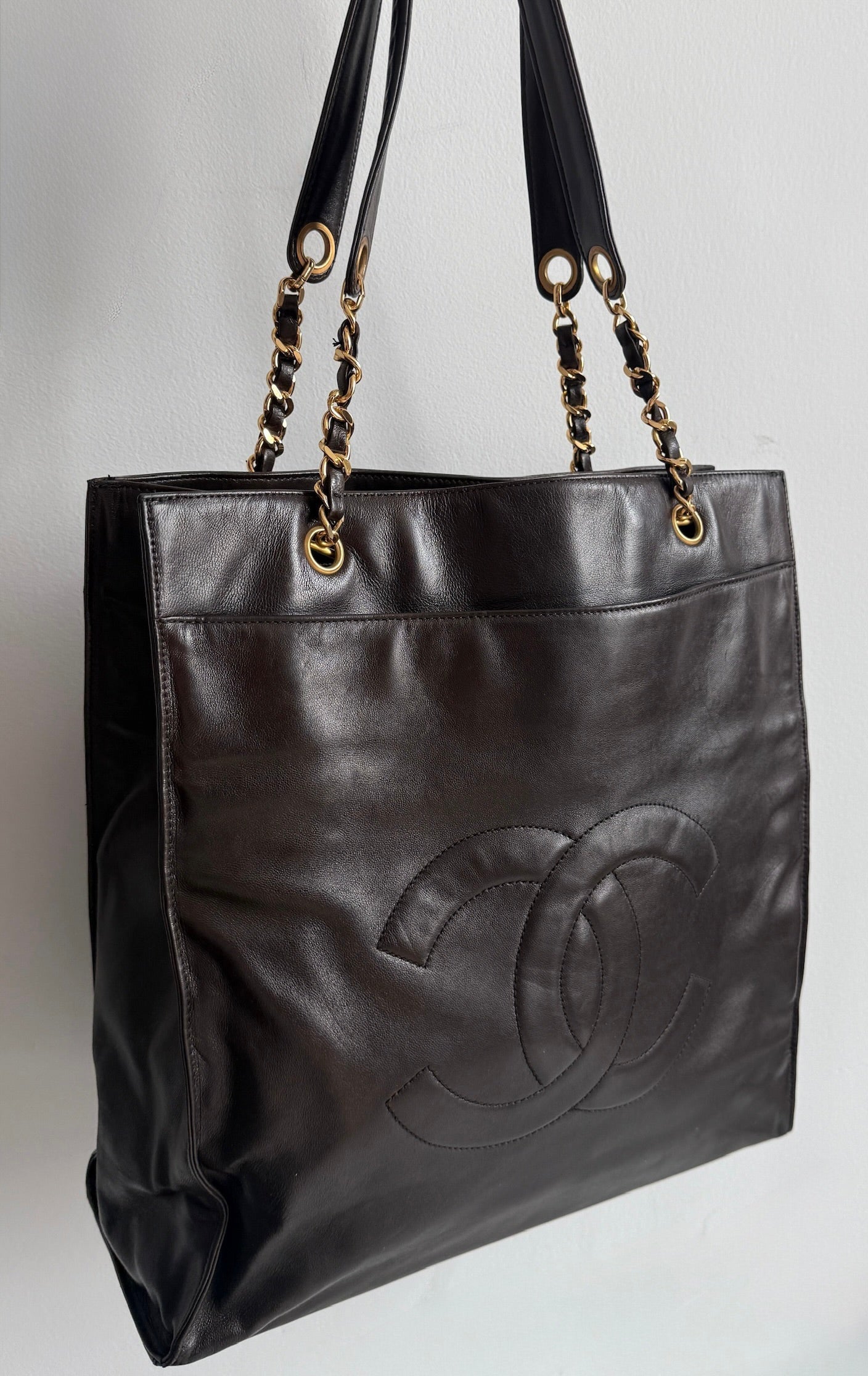 Chanel Vintage 90s Dark Brown Lambskin Timeless CC Large Shoulder Drop Chain Tote Bag