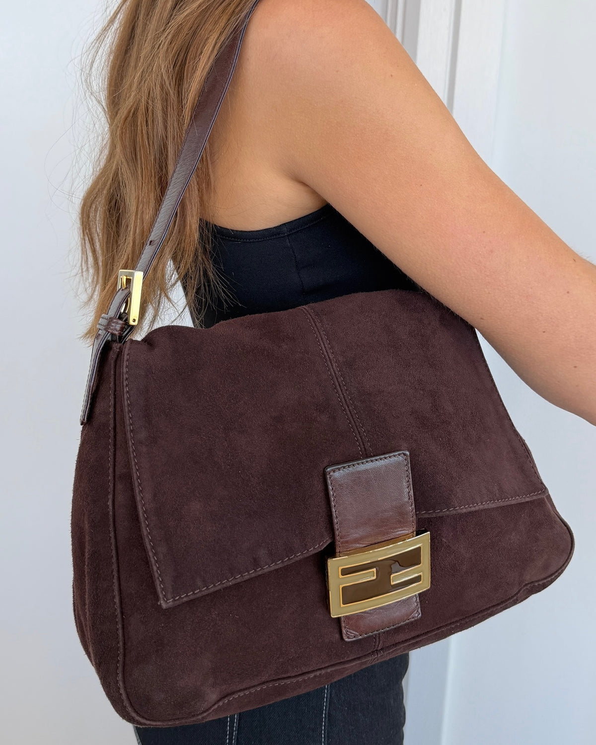 Fendi Vintage 90s Classic Brown Suede Mamma Shoulder Baguette Bag