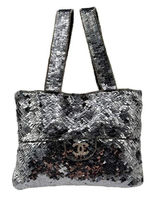 Chanel Vintage 90s Silver Sequin Beaded Crystal CC Mini Trompe L’oeil Evening Bag