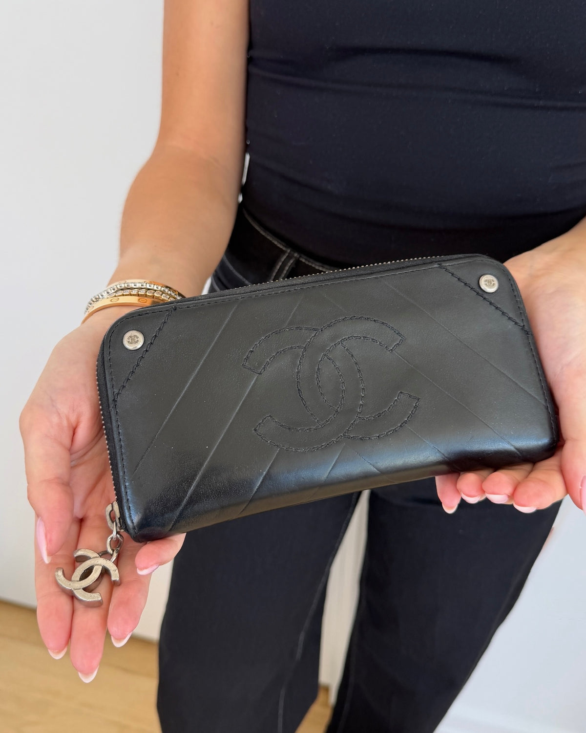 Chanel Vintage 2005-2006 Black Chevron Quilted Lambskin CC Logo Zip Around Long Wallet with SHW