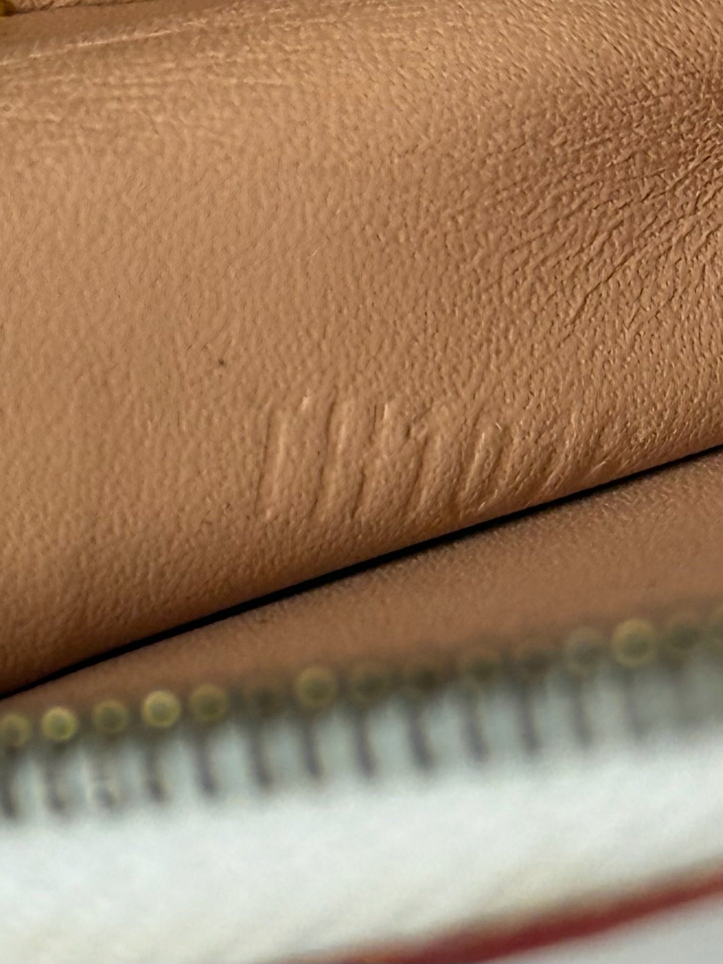 Louis Vuitton Vintage Multicolor Blanc / White Monogram Heart Coin Purse Bag Charm Key Pouch