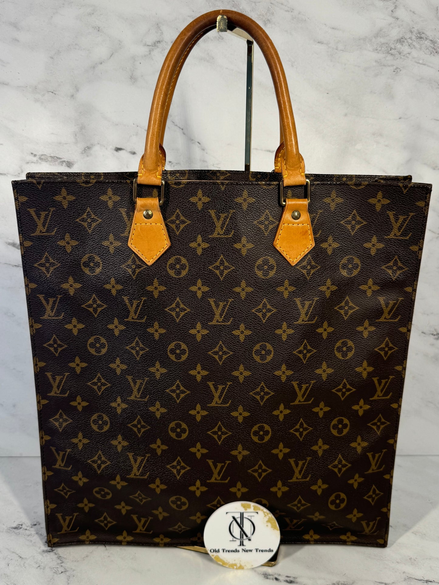 Louis Vuitton Vintage Monogram Sac Plat