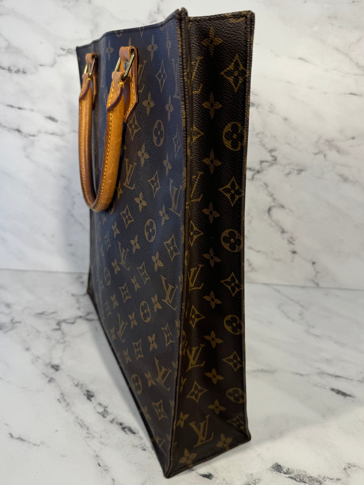 Louis Vuitton Vintage Monogram Sac Plat