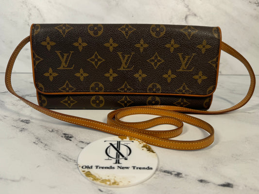 Louis Vuitton Vintage 2000 Monogram Pochette Twin GM Shoulder & Crossbody Bag