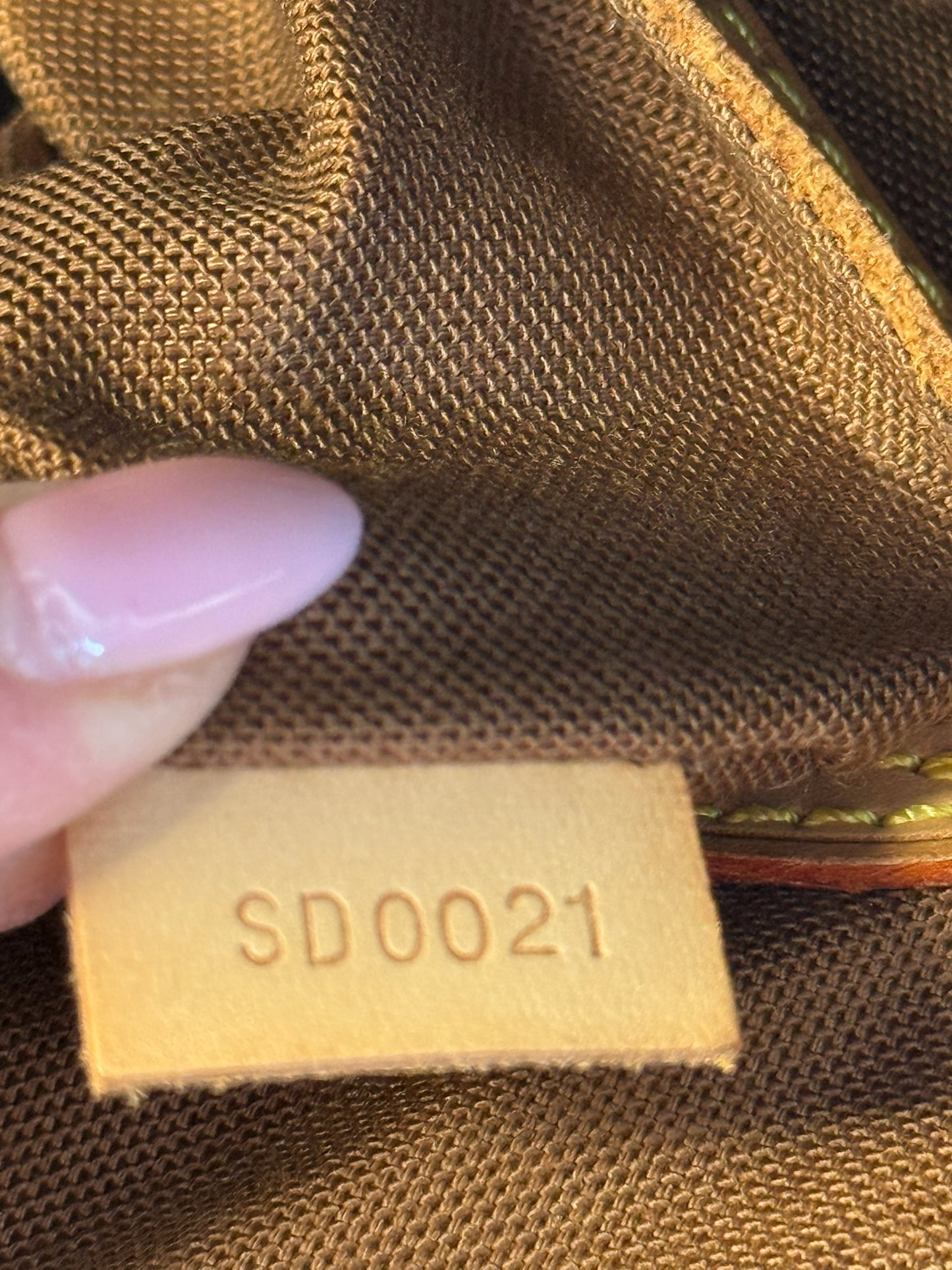 Louis Vuitton Vintage 2001 Monogram Alma PM