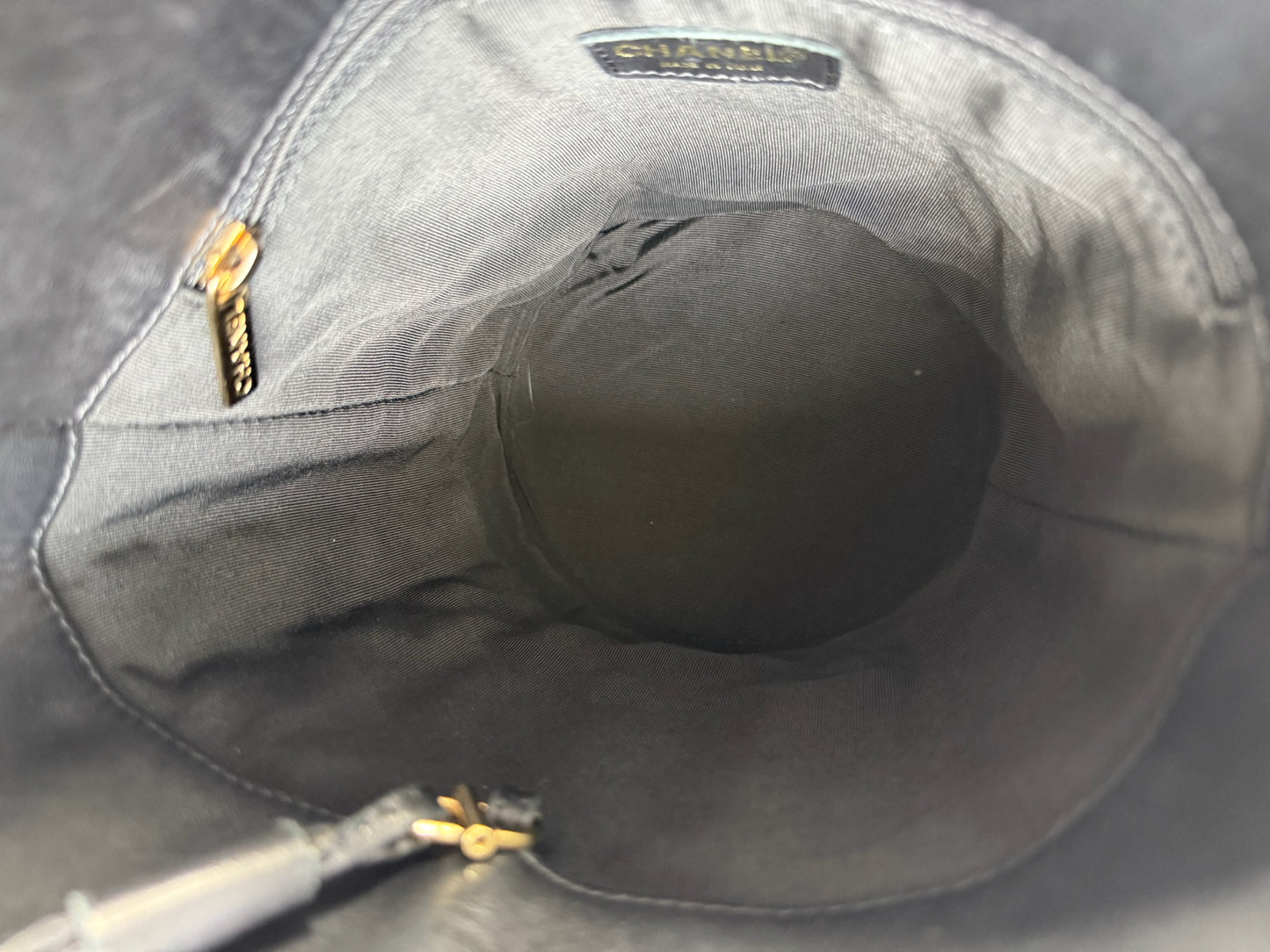 Chanel Vintage 00s Black Chocolate Bar Quilted Lambskin Small Bucket Shoulder Bag