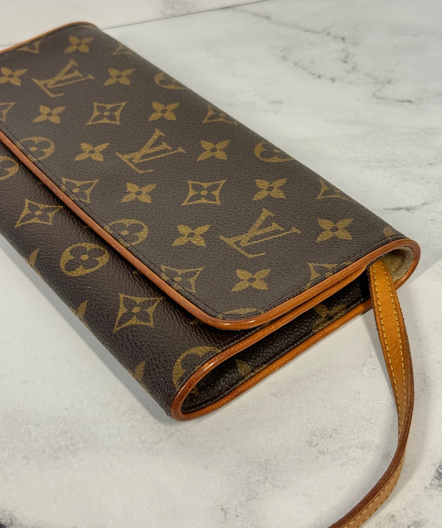 Louis Vuitton Vintage 2000 Monogram Pochette Twin GM Shoulder & Crossbody Bag