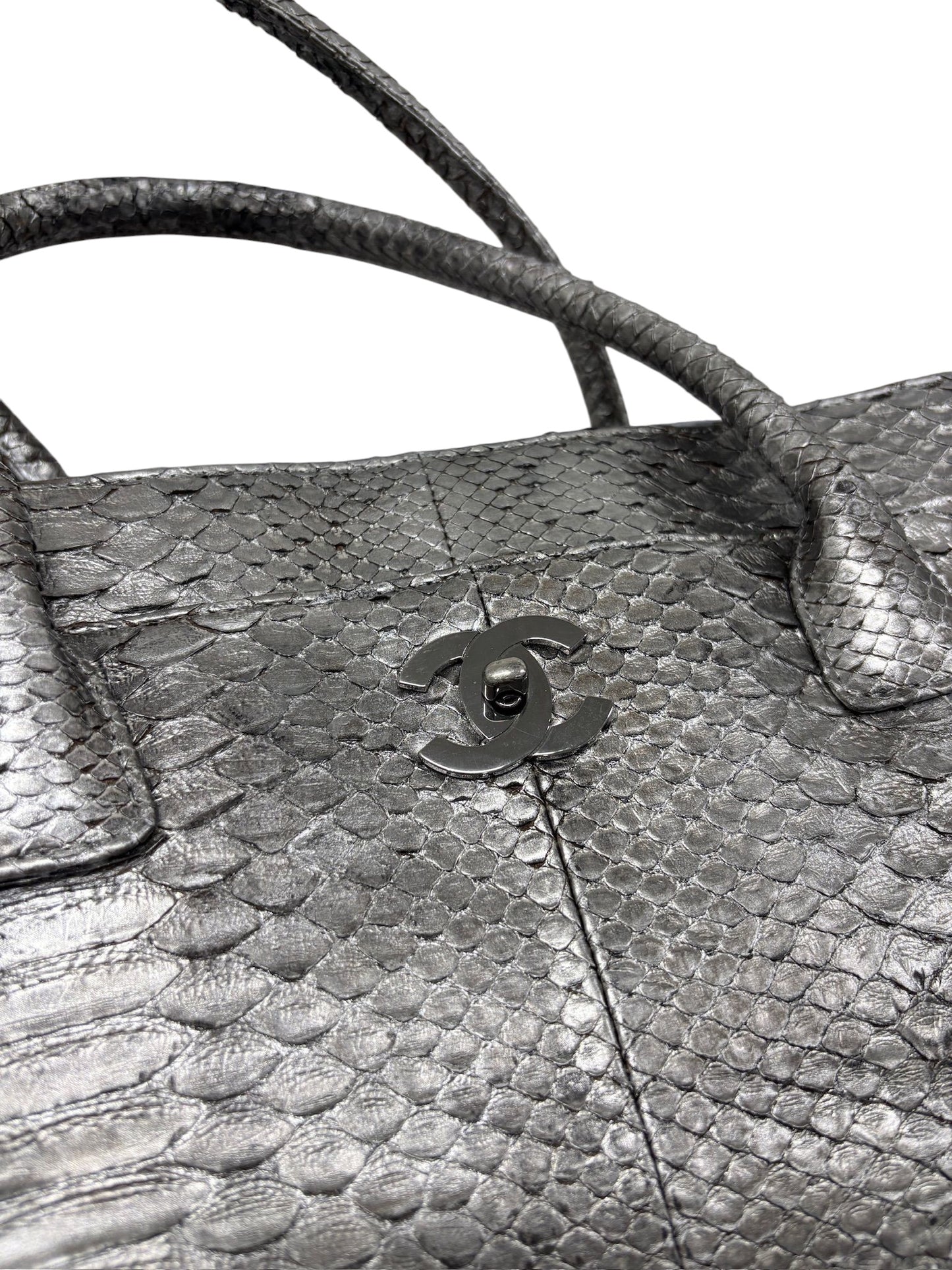 Chanel Vintage 00s Metallic Silver Python XL Cerf Executive Shoulder Tote Bag