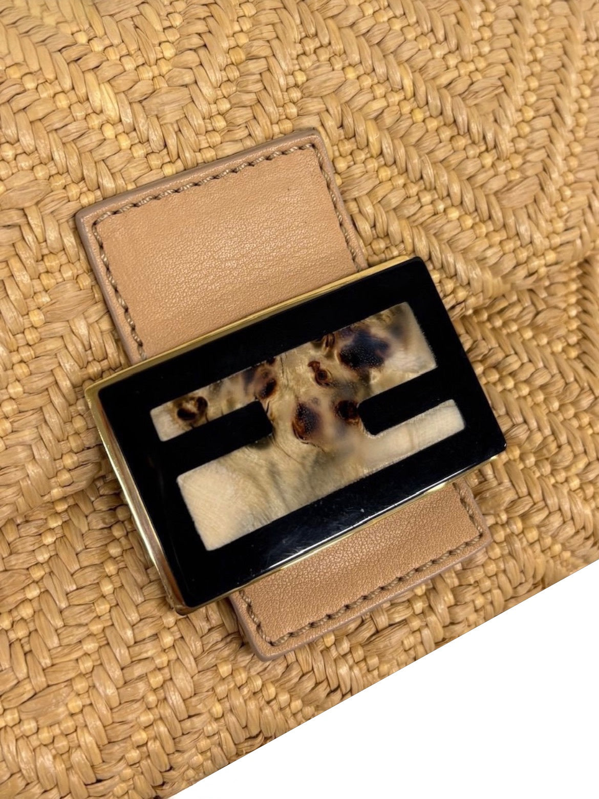 Fendi Vintage Beige Woven Chevron Raffia Marble Logo Mini Mamma Shoulder Baguette Bag