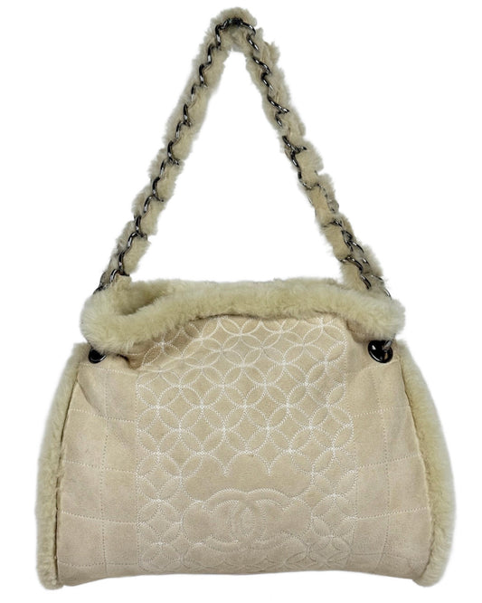 Chanel Vintage 00s Light Beige Ivory Quilted Suede Shearling Trim Small Tote Bag w Pouch