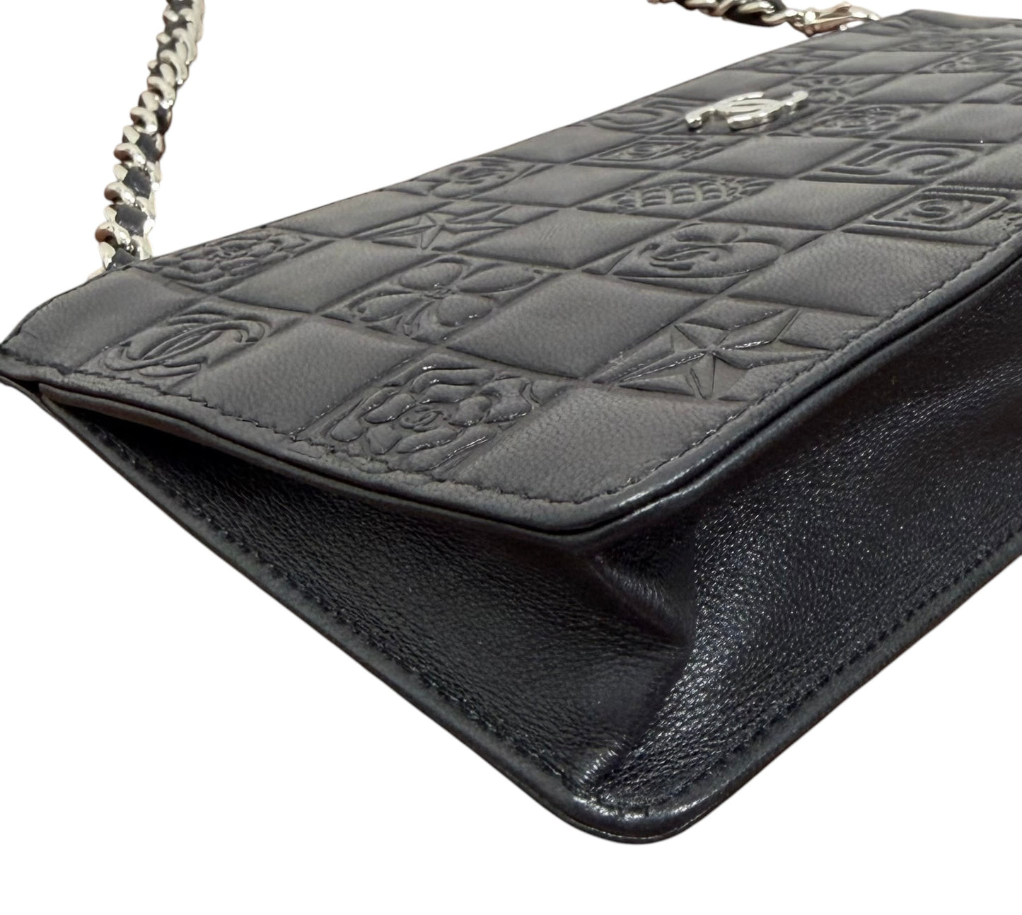 Chanel Vintage 00s Black Quilted Chocolate Bar Lambskin Embossed Motif Logo Shoulder Pochette Bag