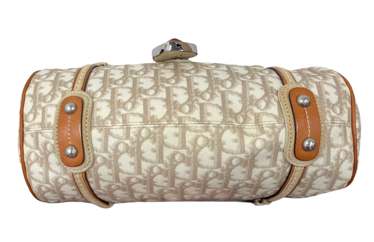 Dior Vintage 2006 Beige Monogram Canvas Romantique Heart Charm Medium Pochette Shoulder Bag