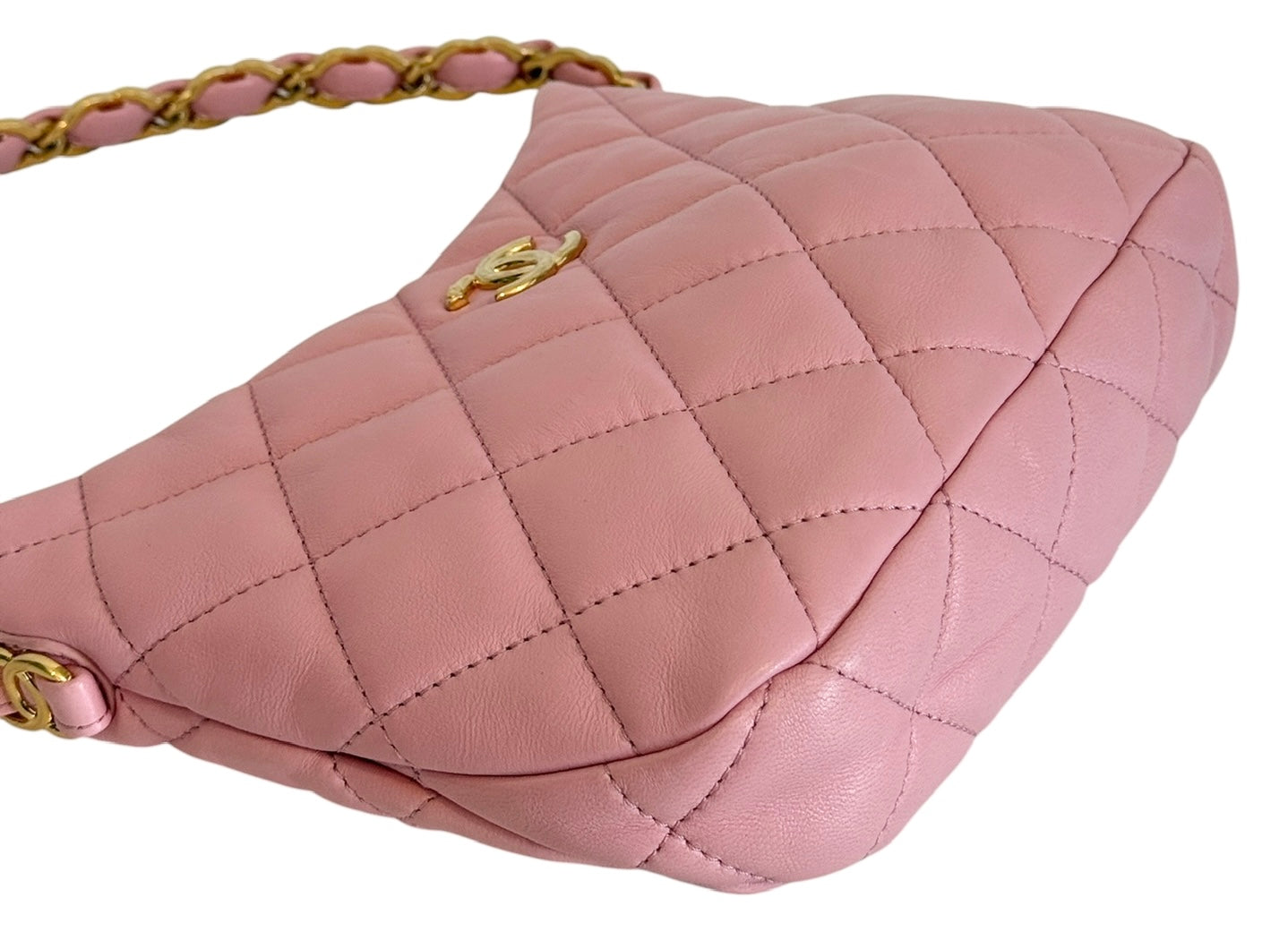 Chanel F/W 2022 Pink Quilted Lambksin CC Links Small Hobo Shoulder Bag
