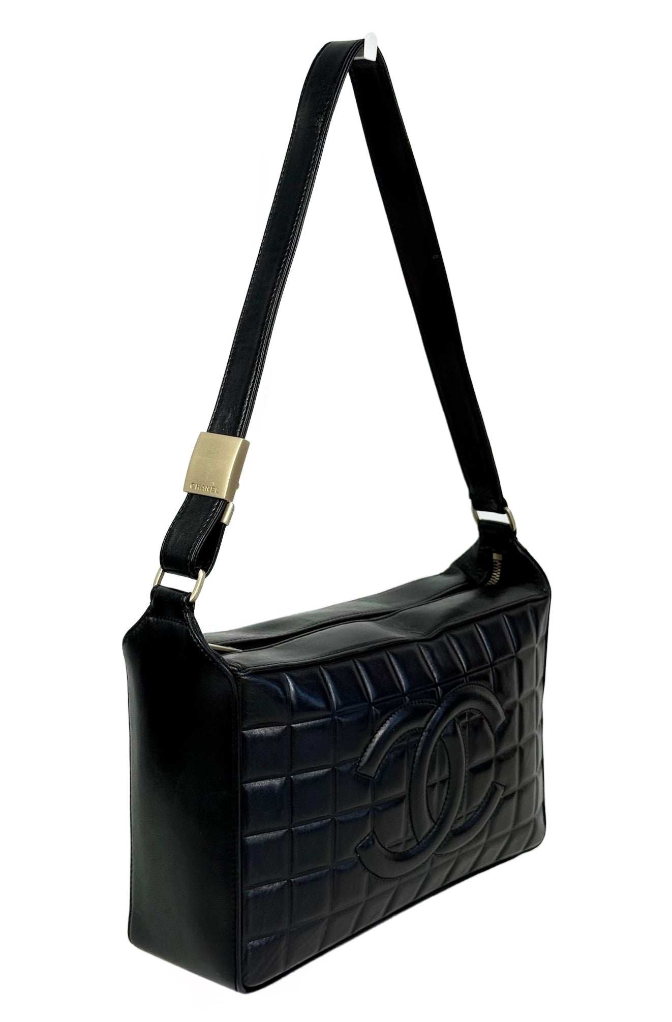 Chanel Vintage Black Lambskin Chocolate Bar Shoulder Bag