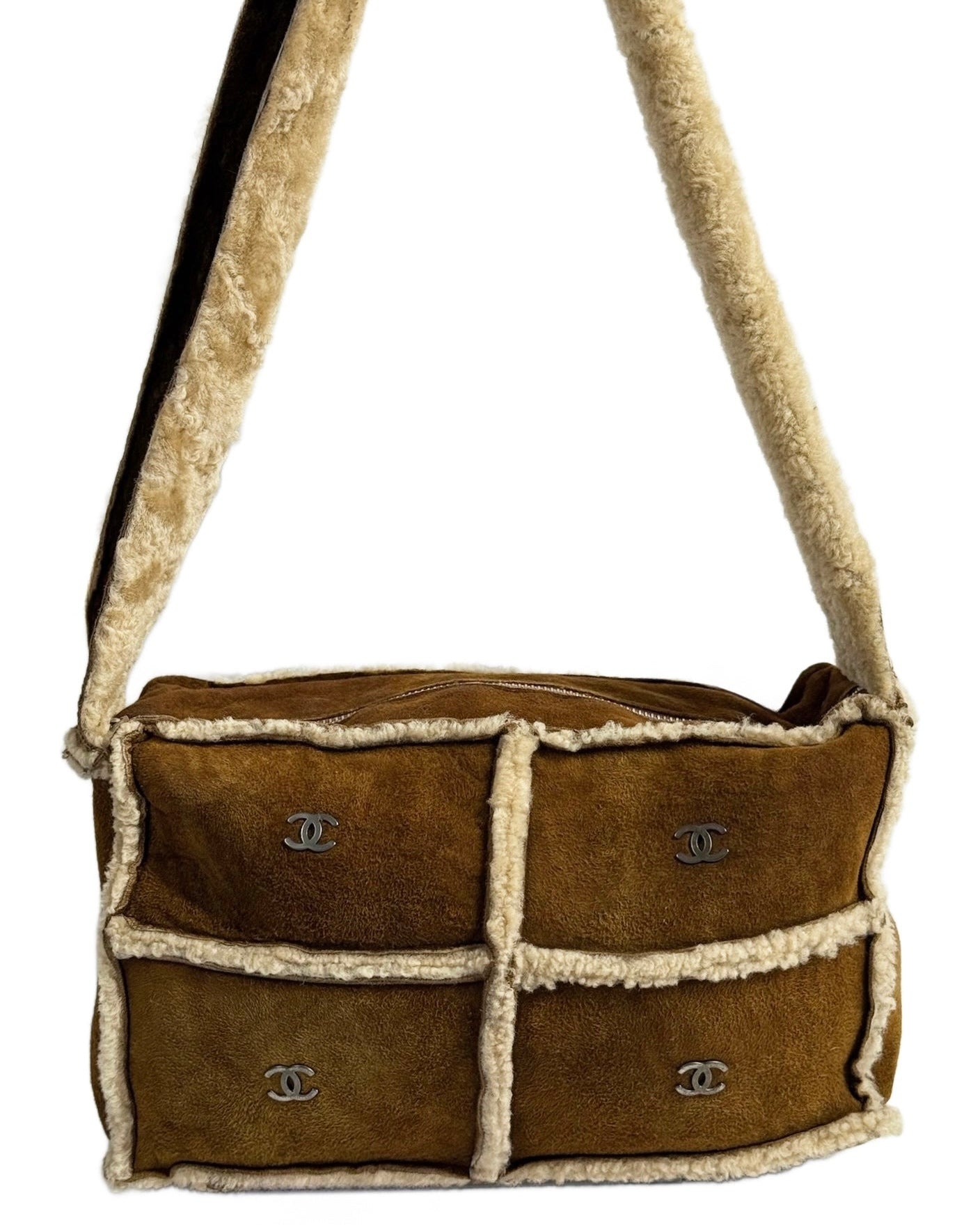 Chanel Vintage 00s Light Brown Micro Suede Sherpa Trim 4 Quadrant CC Shoulder Bag