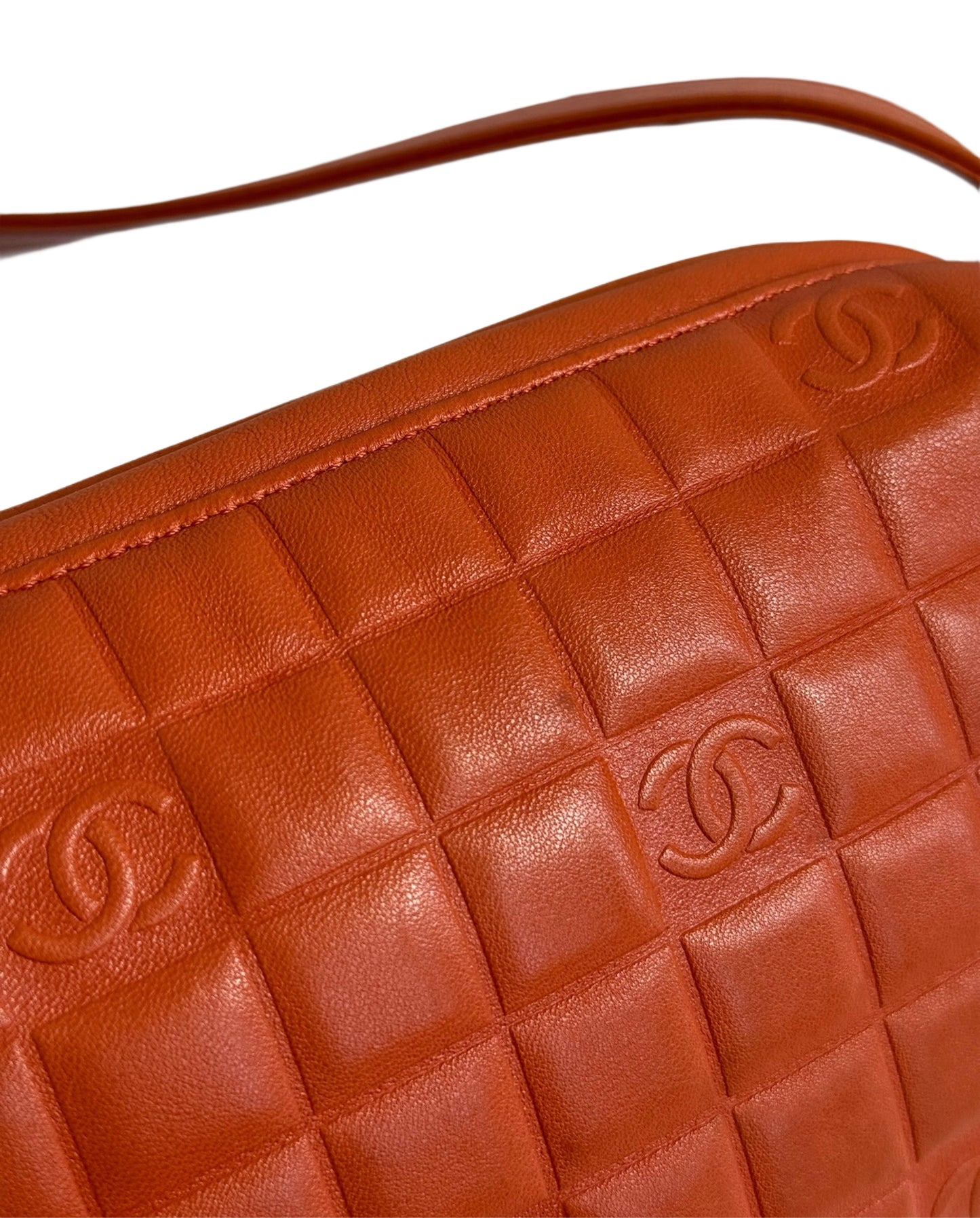 Chanel Vintage 2003 Orange Lambskin Chocolate Bar Quilted Shoulder Pochette Bag