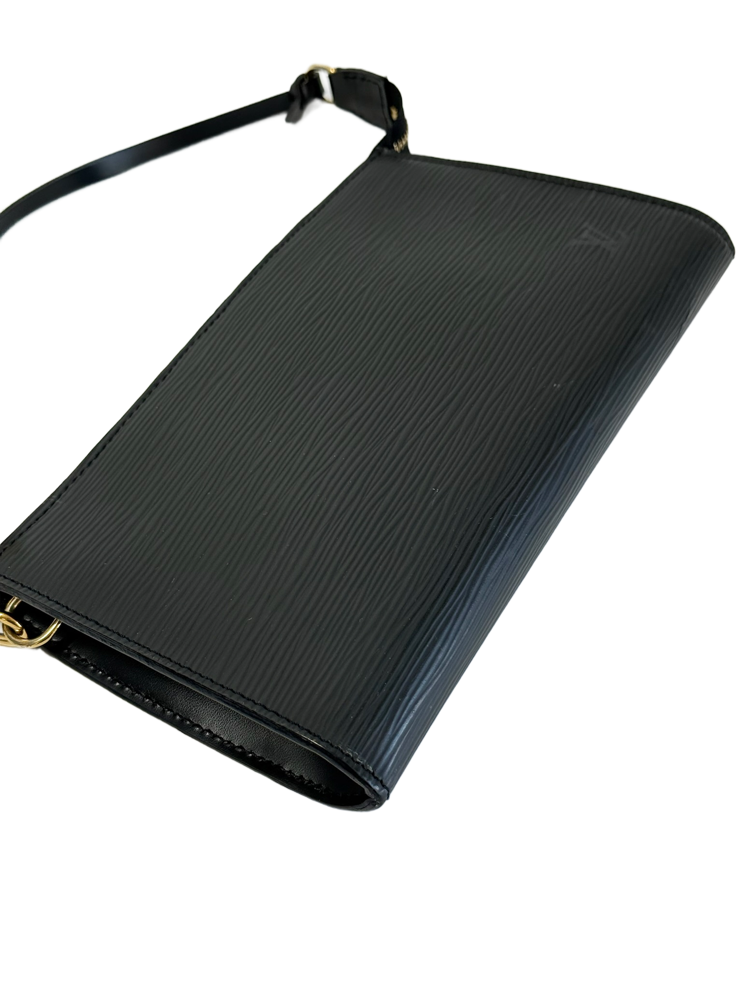 Louis Vuitton Vintage 2002 Noir / Black Epi Leather Pochette Accessoires 24