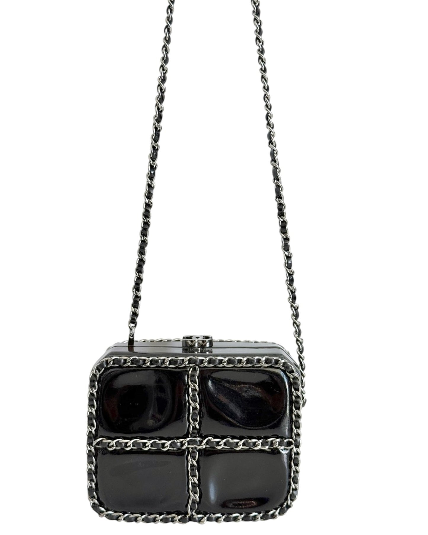 Chanel 2011 Paris-Byzance Black Patent Leather Chain Me Crossbody Clutch 