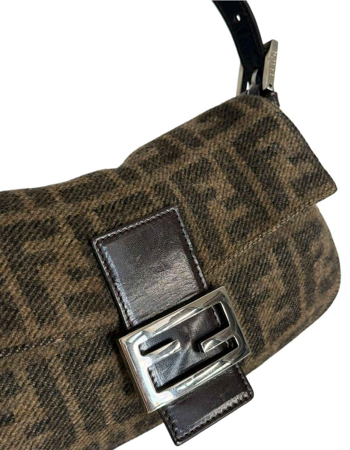 Fendi Vintage Brown Zucca Monogram Knit Wool Shoulder Baguette Bag