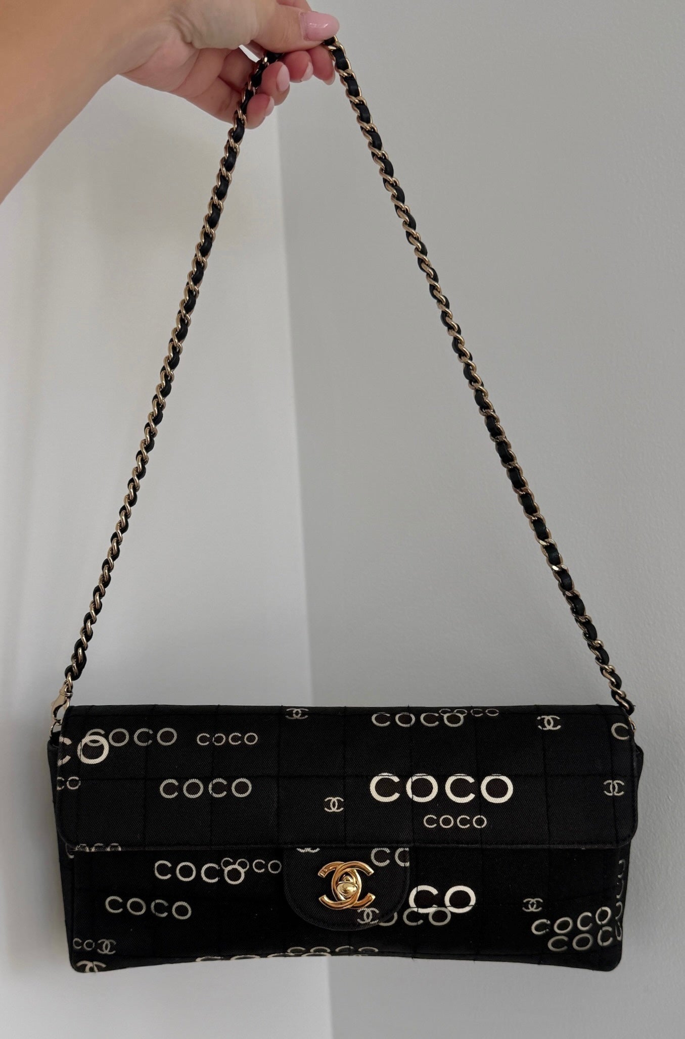 Chanel Vintage 2000 Black Coco CC Satin Chocolate Bar Quilted East West Shoulder Flap Bag