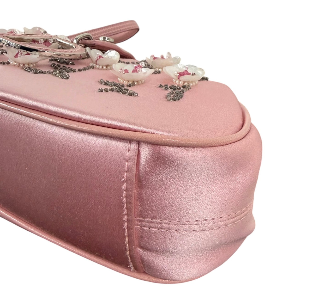Dior Vintage 2005 Pink Satin Floral Beaded Embellished D Logo Wristlet Clutch Evening Bag Limited Edition #0102