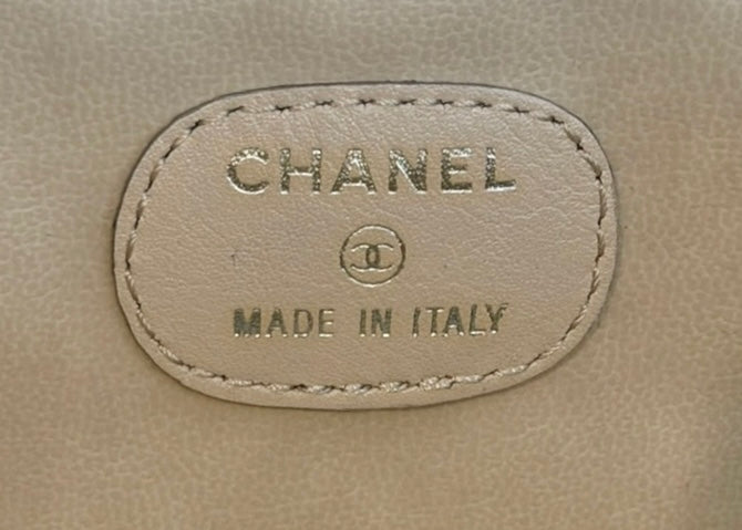 Chanel Vintage Late 90s Yellow Caviar Leather CC Logo Large Horizontal Vanity Case with 24K GPHW