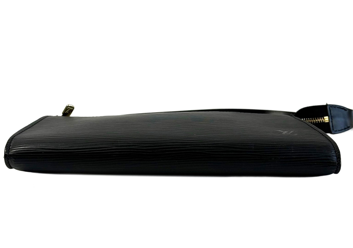 Louis Vuitton Vintage 2002 Noir / Black Epi Leather Pochette Accessoires 24