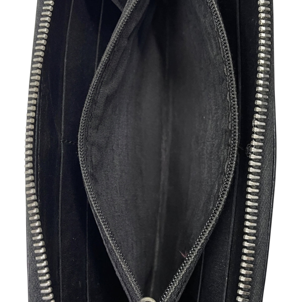 Chanel Vintage 2005-2006 Black Chevron Quilted Lambskin CC Logo Zip Around Long Wallet with SHW