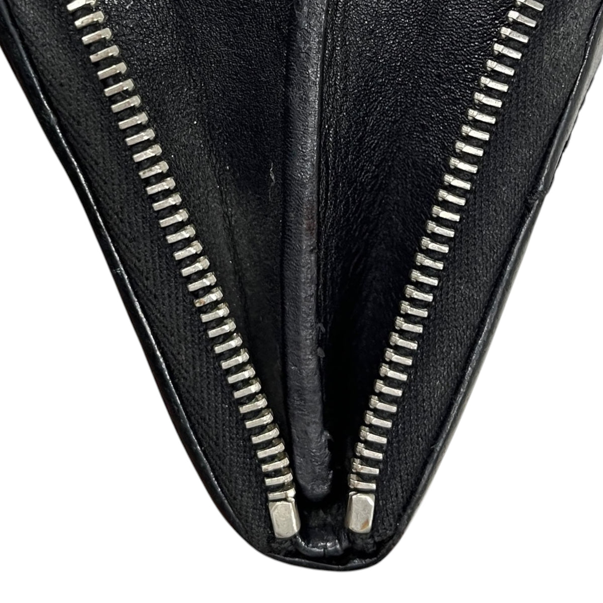 Chanel Vintage 2005-2006 Black Chevron Quilted Lambskin CC Logo Zip Around Long Wallet with SHW