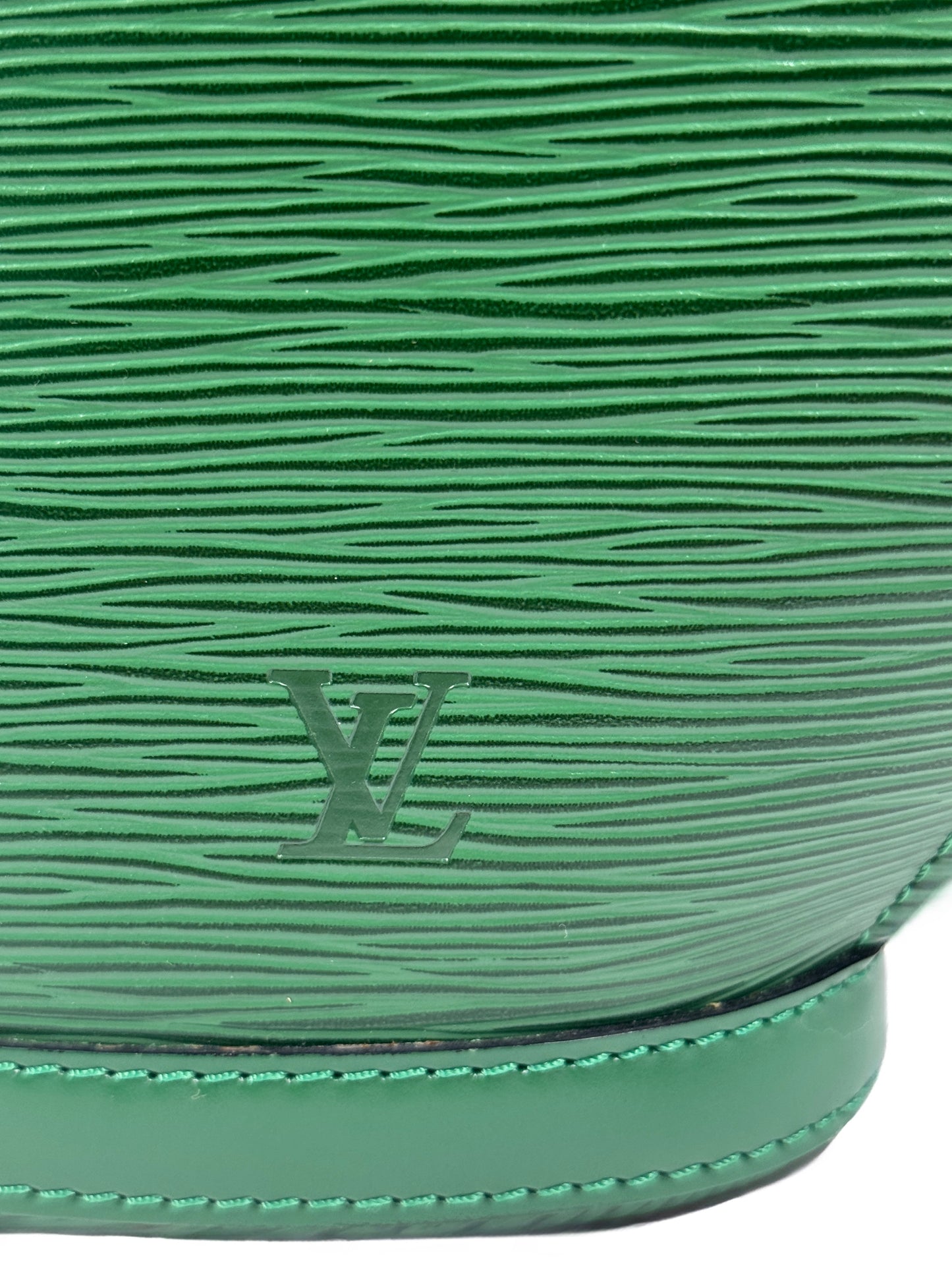 Louis Vuitton Vintage 1992 Borneo Green Epi Leather Saint Jacques PM