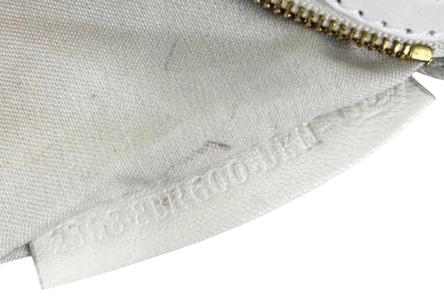 Fendi Vintage Beige Linen White Floral Embroidered Shoulder Baguette Bag