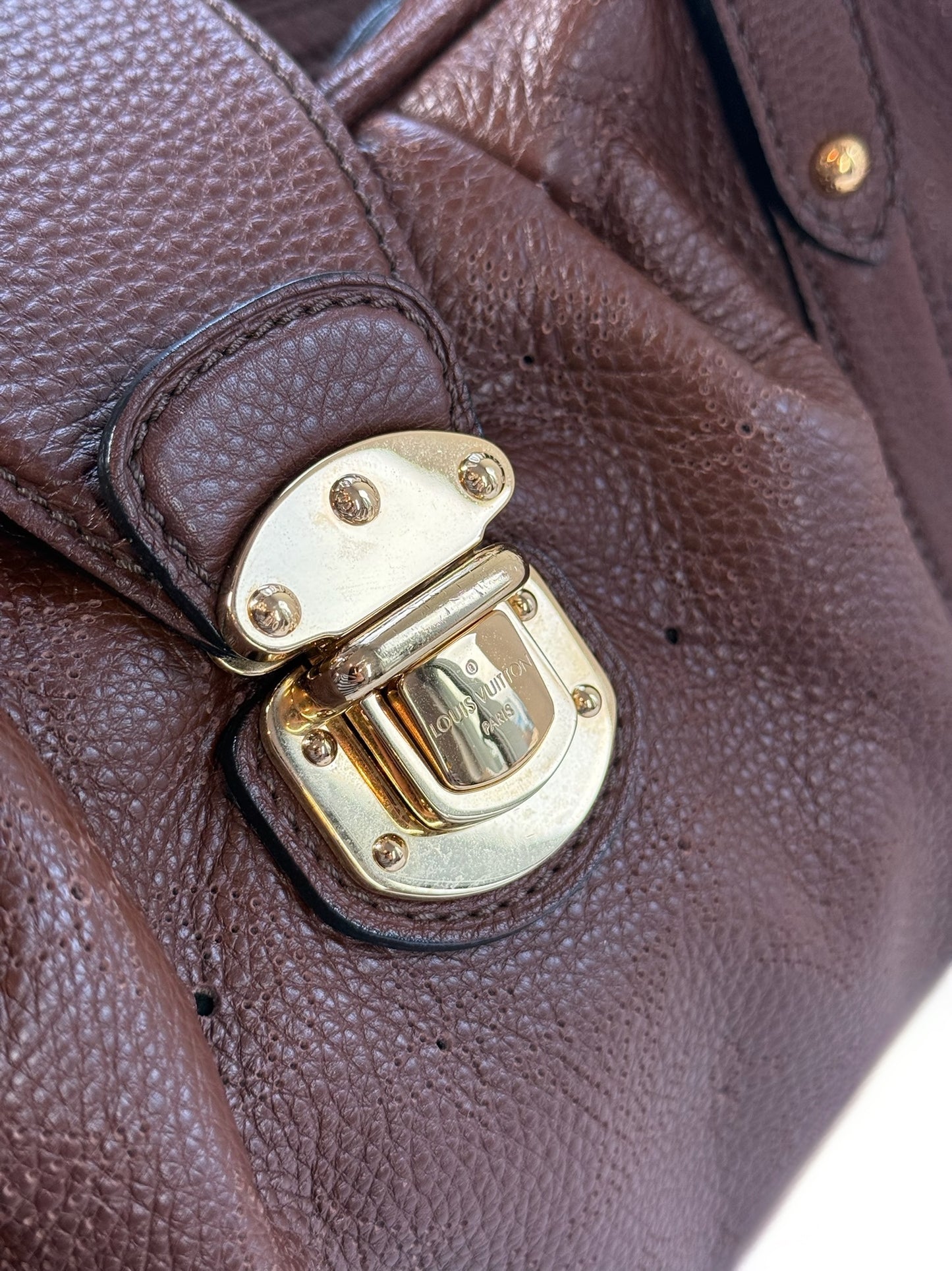 Louis Vuitton 2009 Chocolate Brown Mahina Monogram Leather Lunar GM Large Shoulder Bag