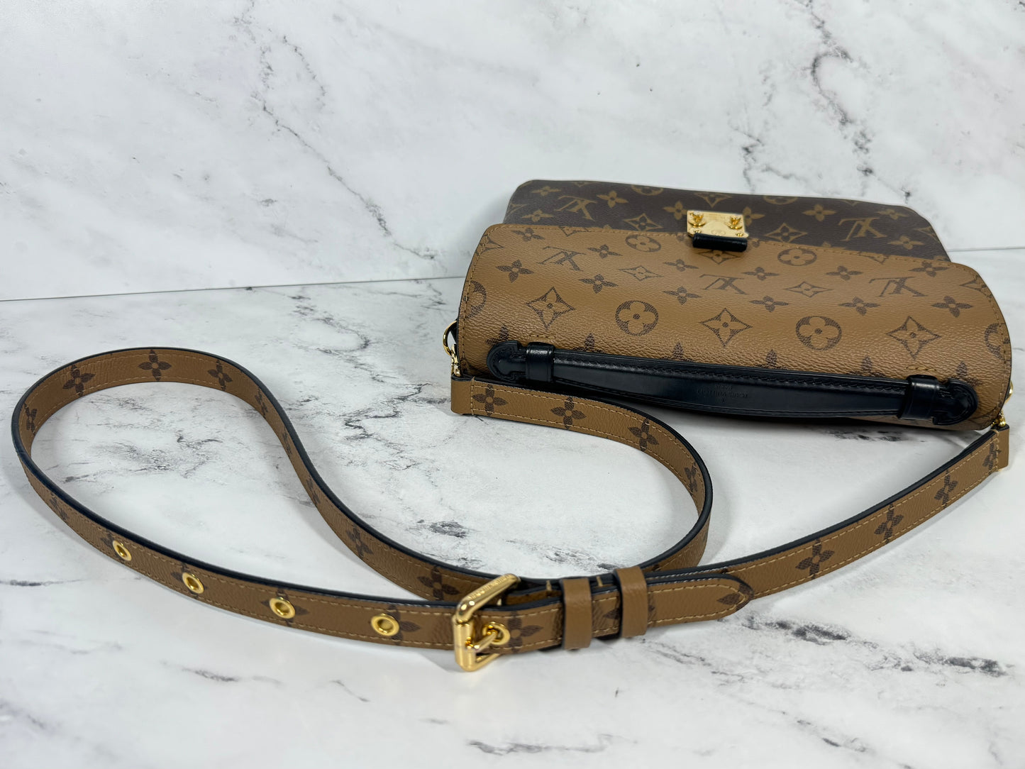 Louis Vuitton Reverse Monogram Pochette Métis