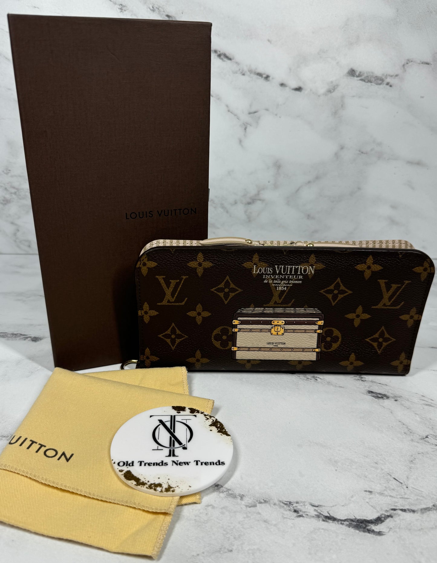 Louis Vuitton Monogram Trunks and Locks Insolite Wallet