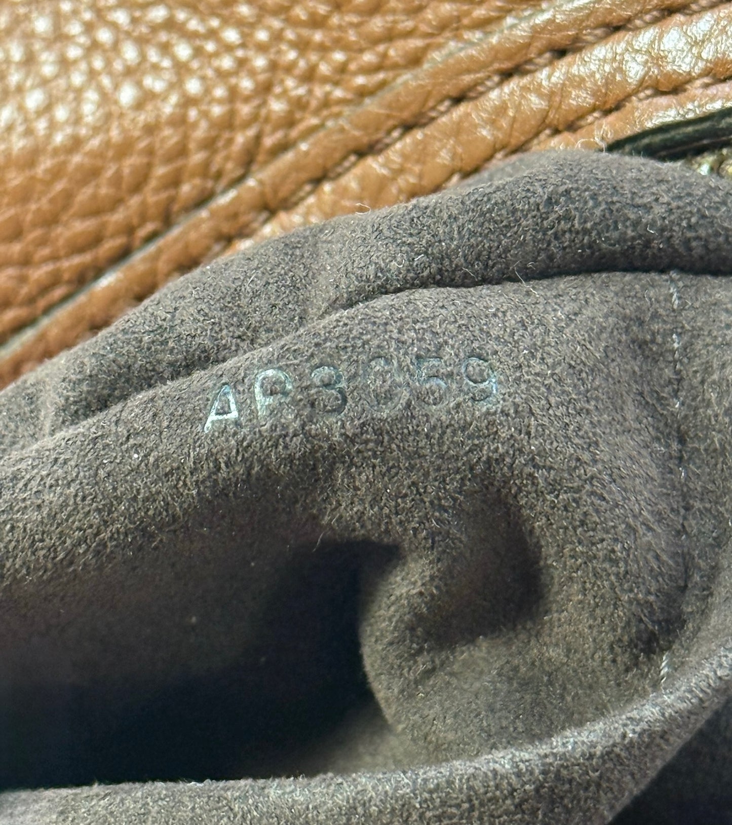 Louis Vuitton 2009 Caramel Brown Mahina Monogram Leather Lunar PM Small Shoulder Bag