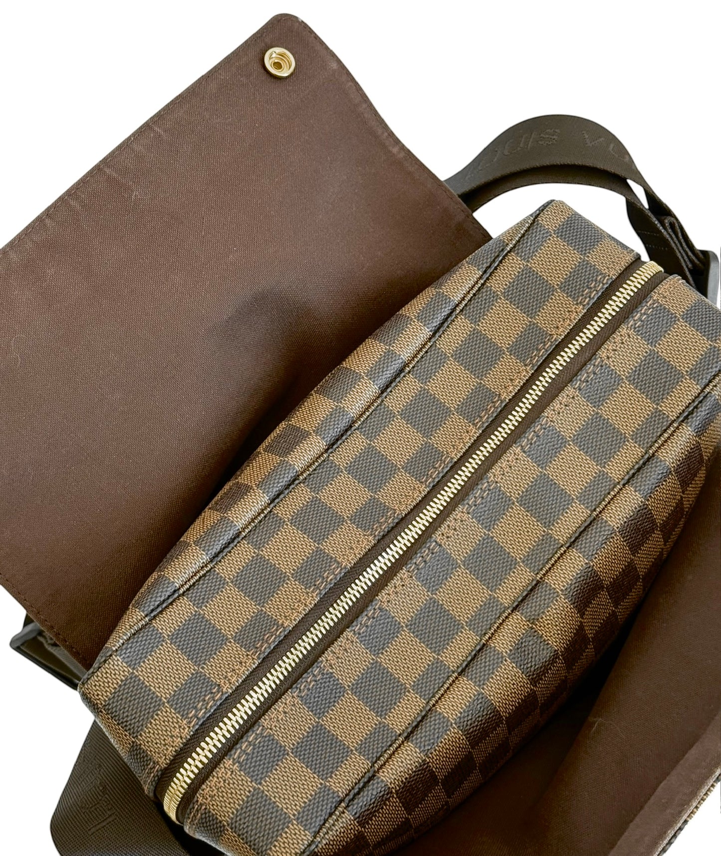 Louis Vuitton 2010 Damier Ebene Naviglio Messenger Bag
