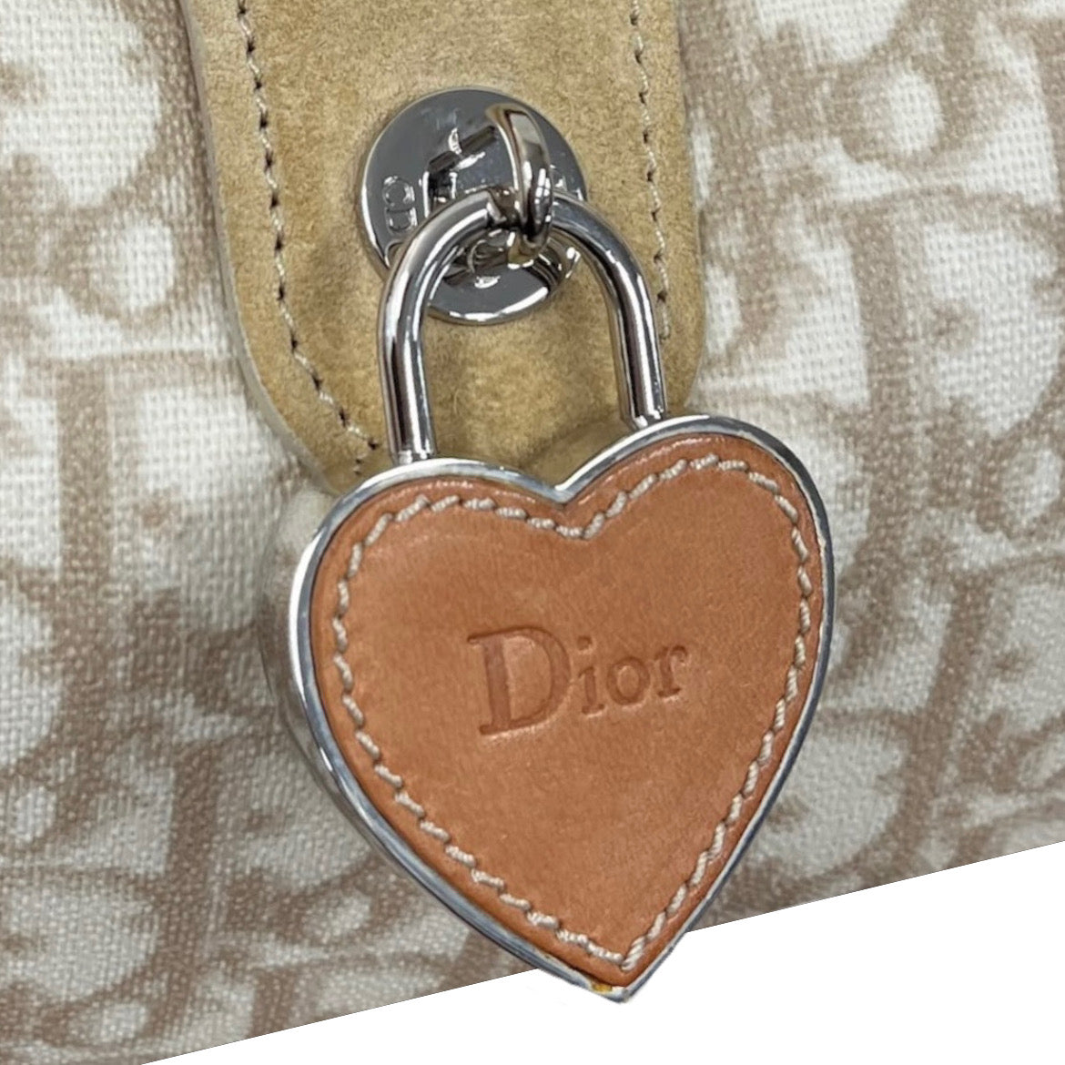 Dior Vintage 2006 Beige Monogram Canvas Romantique Heart Charm Medium Pochette Shoulder Bag