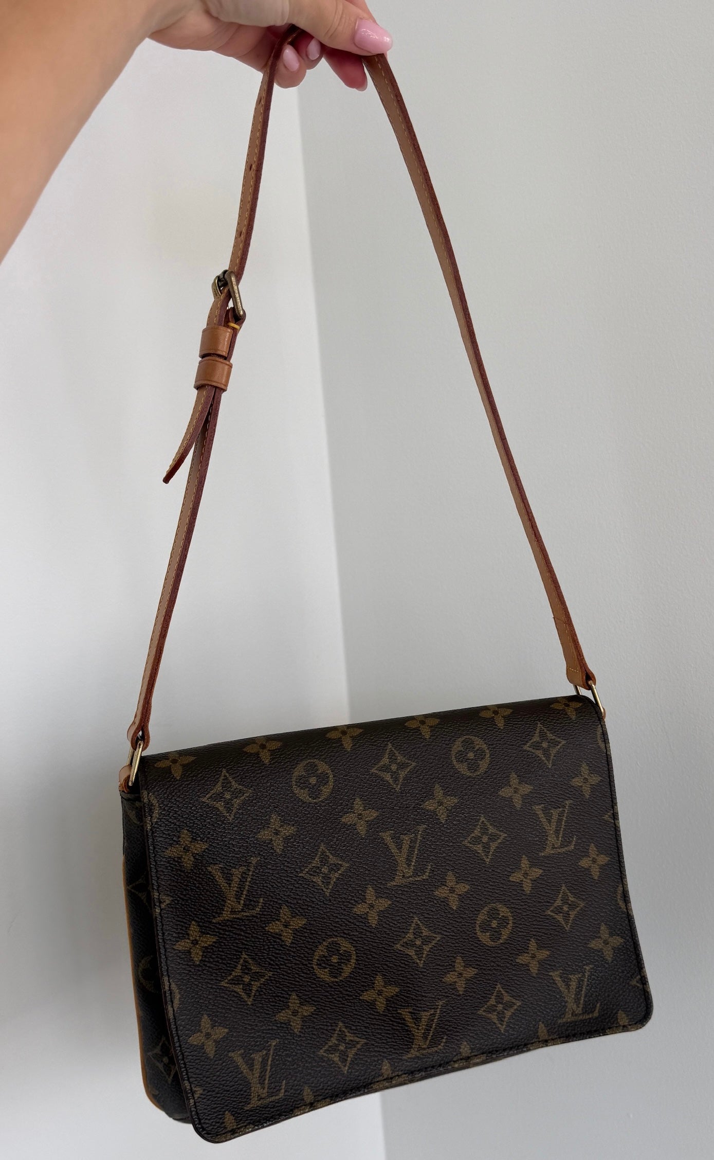 Louis Vuitton Vintage 2001 Musette Tango Monogram Shoulder Bag