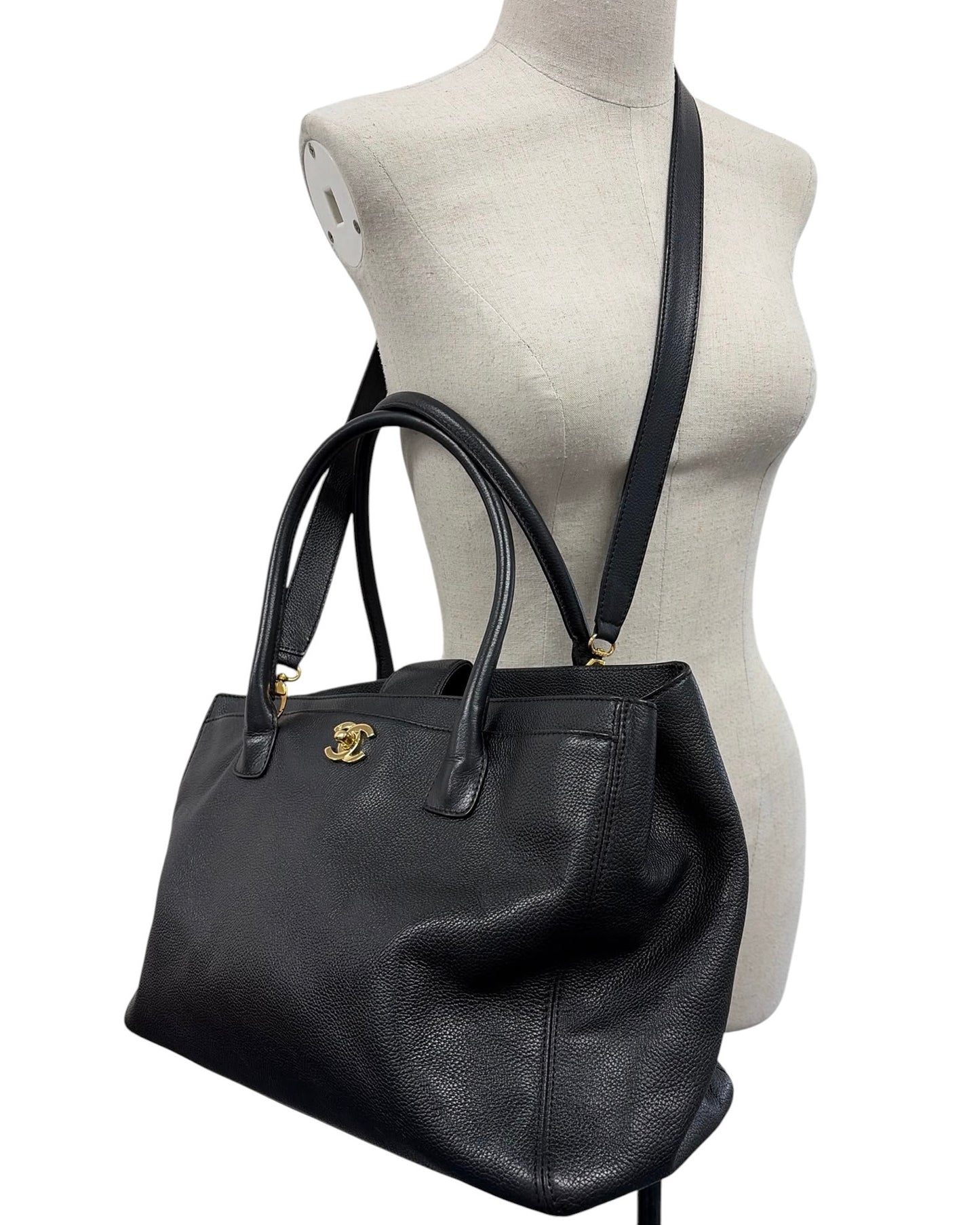 Chanel Vintage 00s Black Deerskin Two-Way Medium Cerf Executive Tote Bag With 24K Gold Plated Hardware