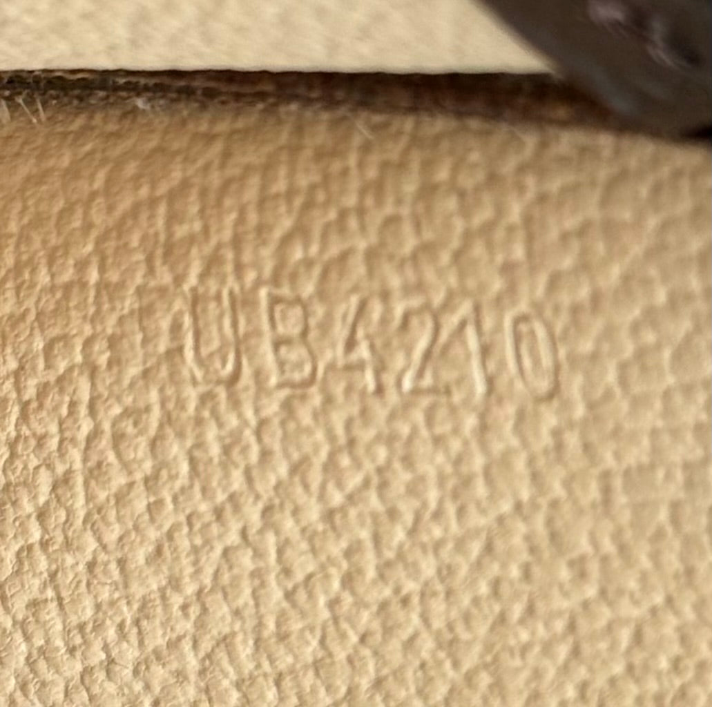 Louis Vuitton Monogram Toiletry 19 Cosmetic Pouch