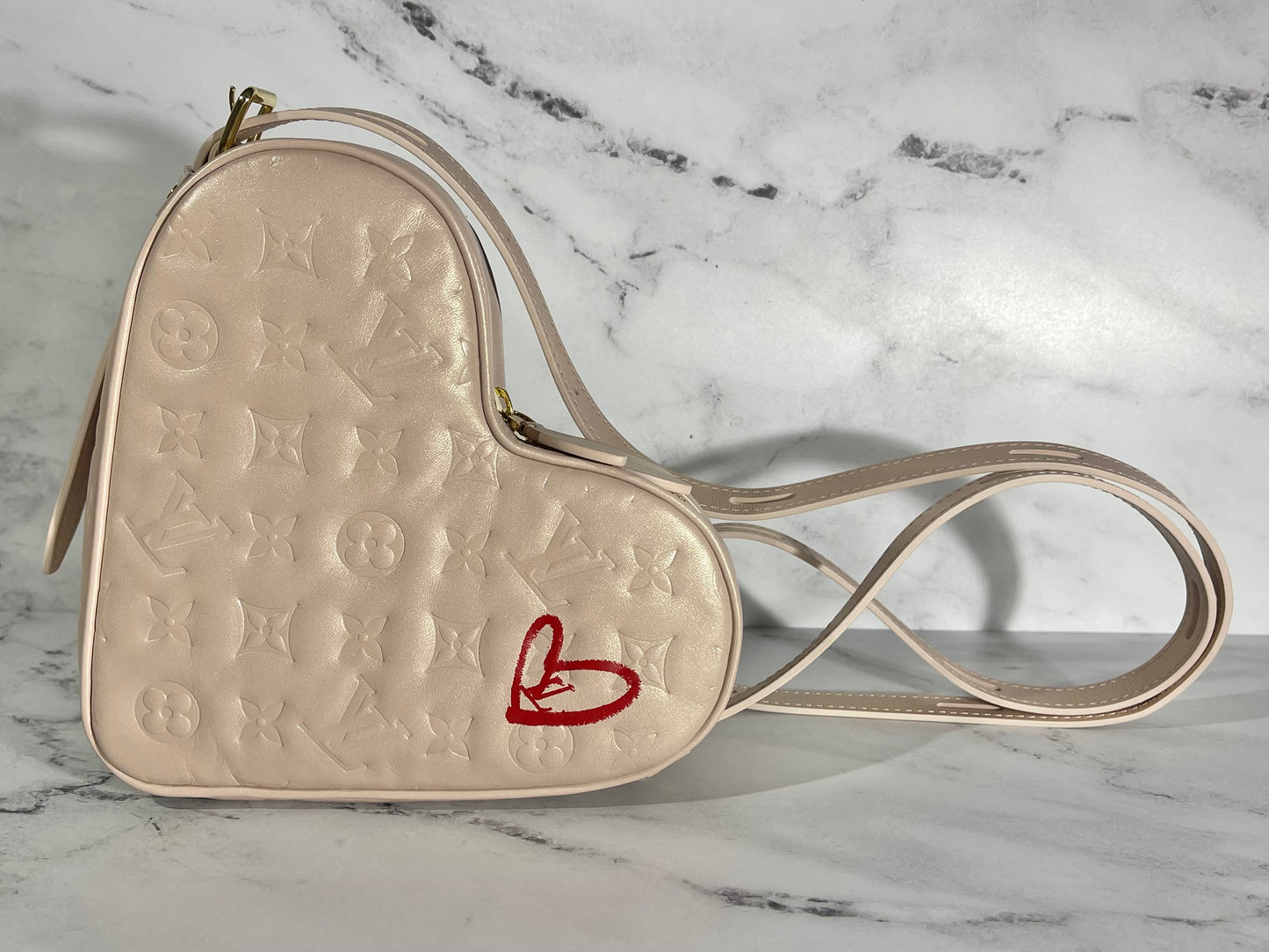 Louis Vuitton Fall in Love Embossed Lambskin Sac Coeur Heartbox in Light Pink