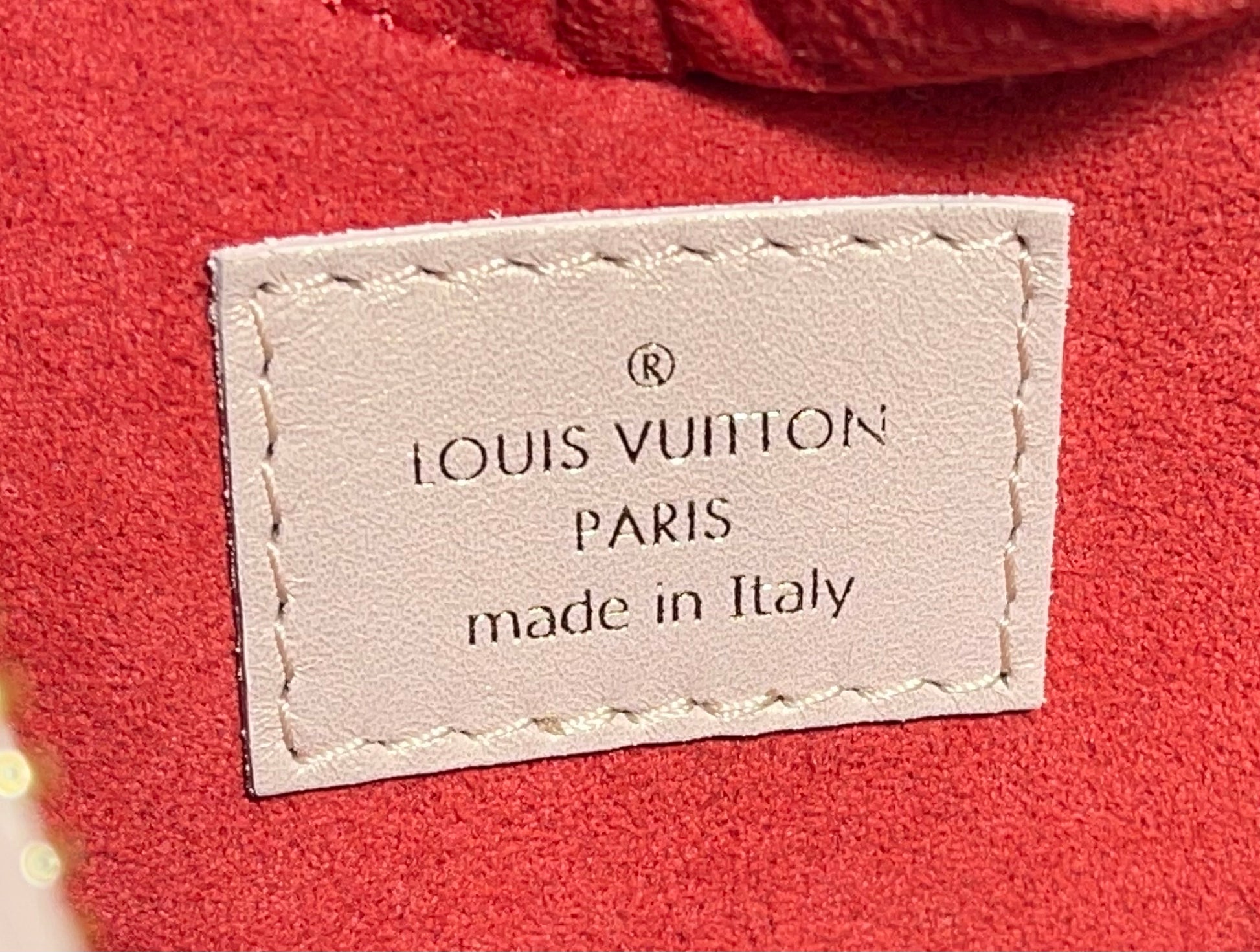 Louis Vuitton Fall in Love Heart heartbox Crossbody bag Hong Kong