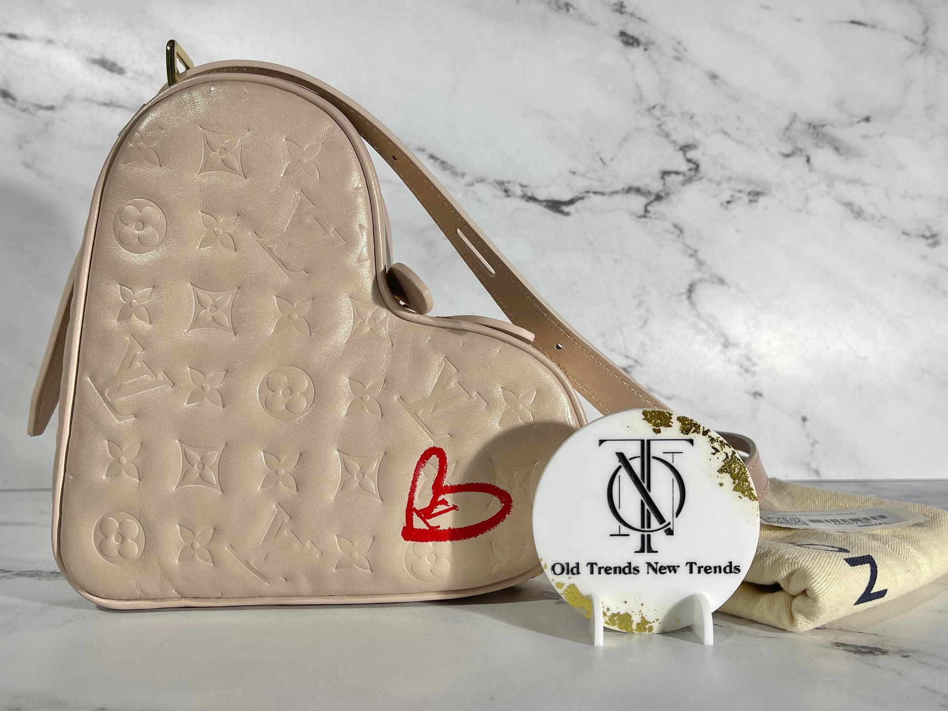 Louis Vuitton Fall in Love Pink Sac Coeur Heart Crossbody